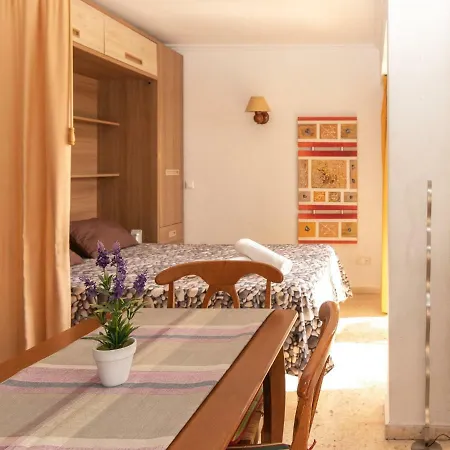 Apartamento Con Terraza, Piscina Y Cerca De Playa Дения