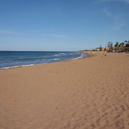 Apartamento Con Terraza, Piscina Y Cerca De Playa Дения