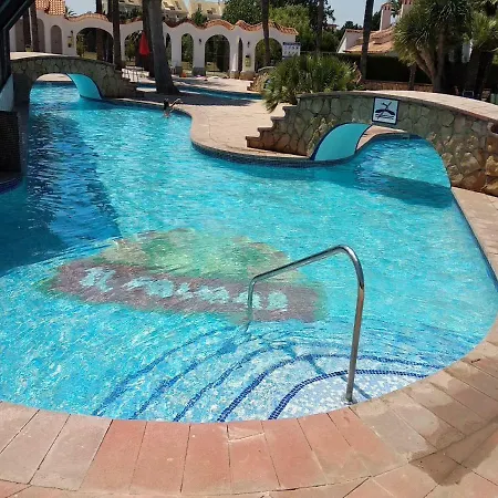 Апартаменты Apartamento Con Terraza, Piscina Y Cerca De Playa Дения